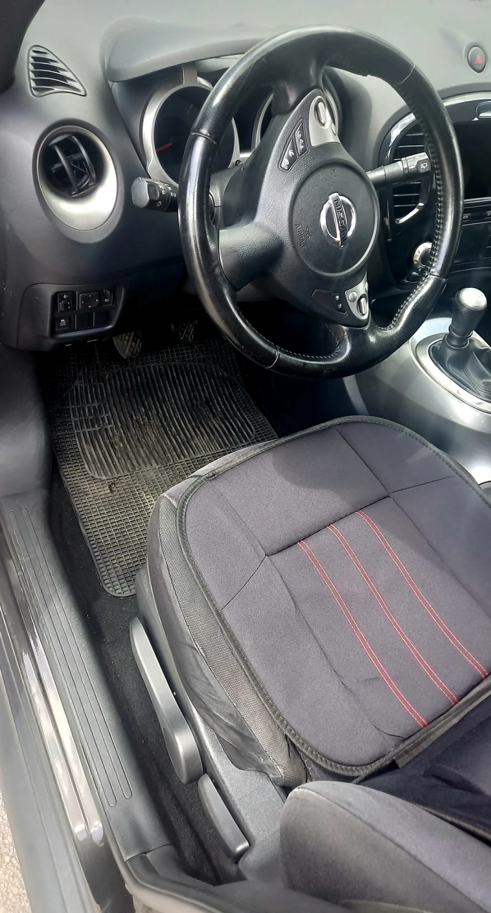 Nissan Juke, снимка 8 - Автомобили и джипове - 54659653