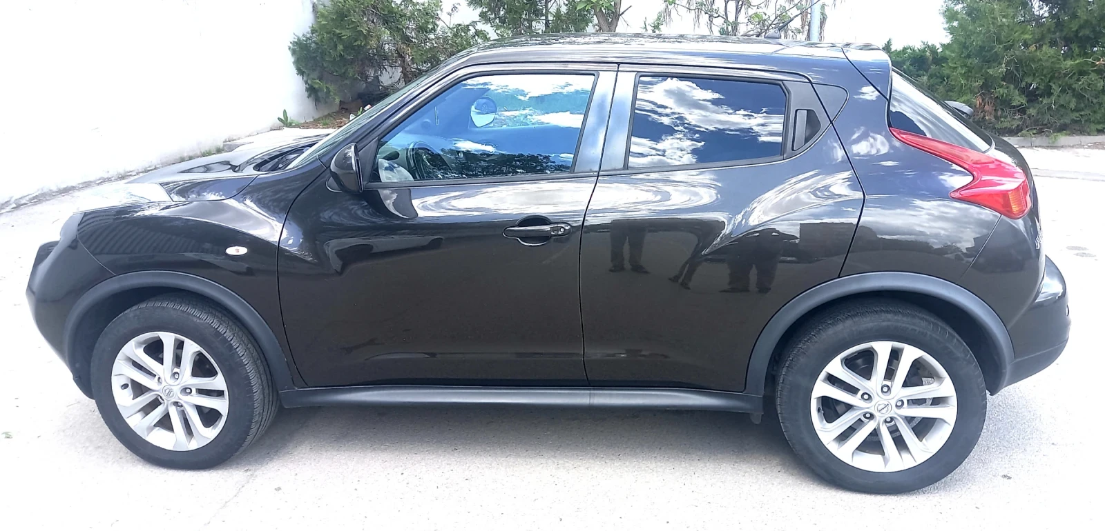Nissan Juke, снимка 4 - Автомобили и джипове - 54659653