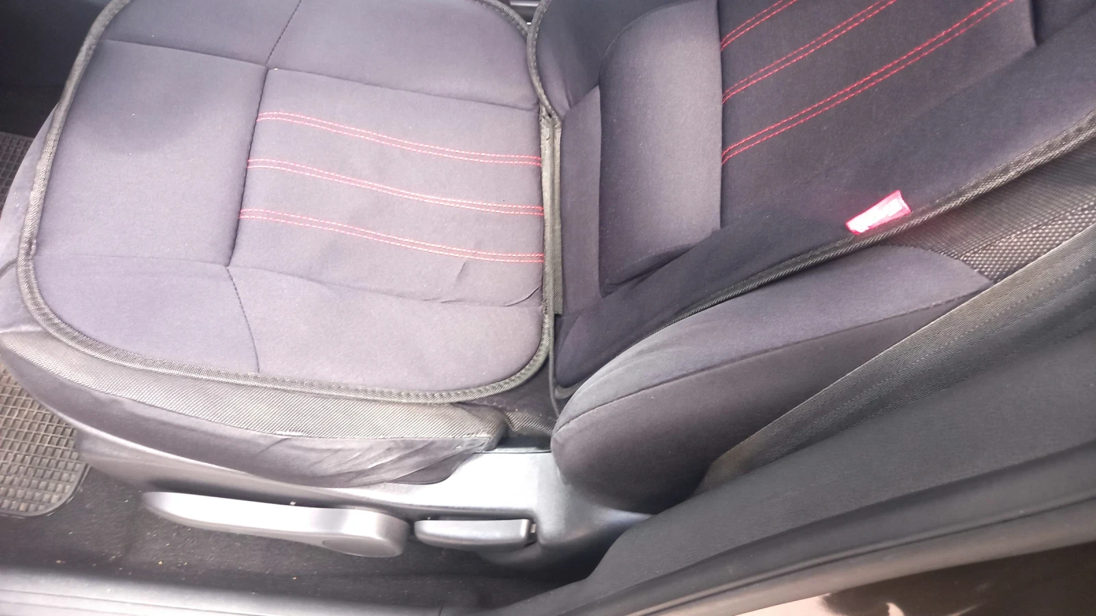 Nissan Juke, снимка 9 - Автомобили и джипове - 54659653