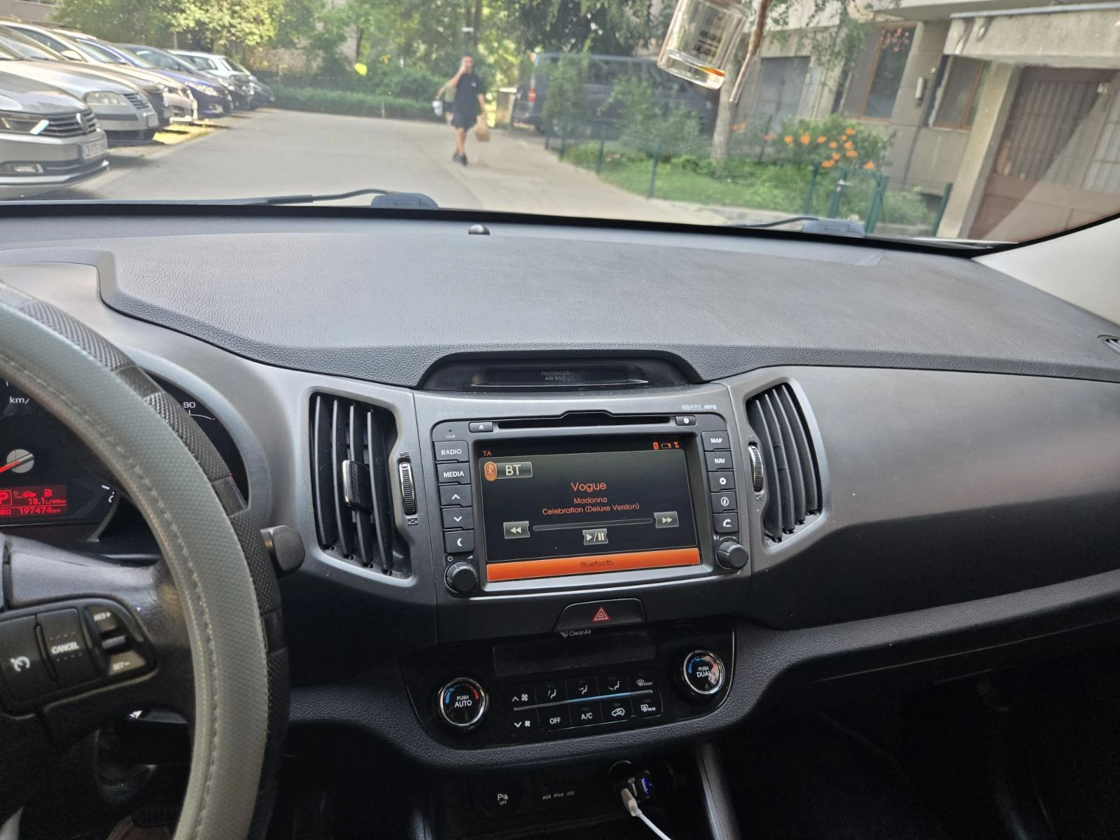 Kia Sportage, снимка 11 - Автомобили и джипове - 55584310