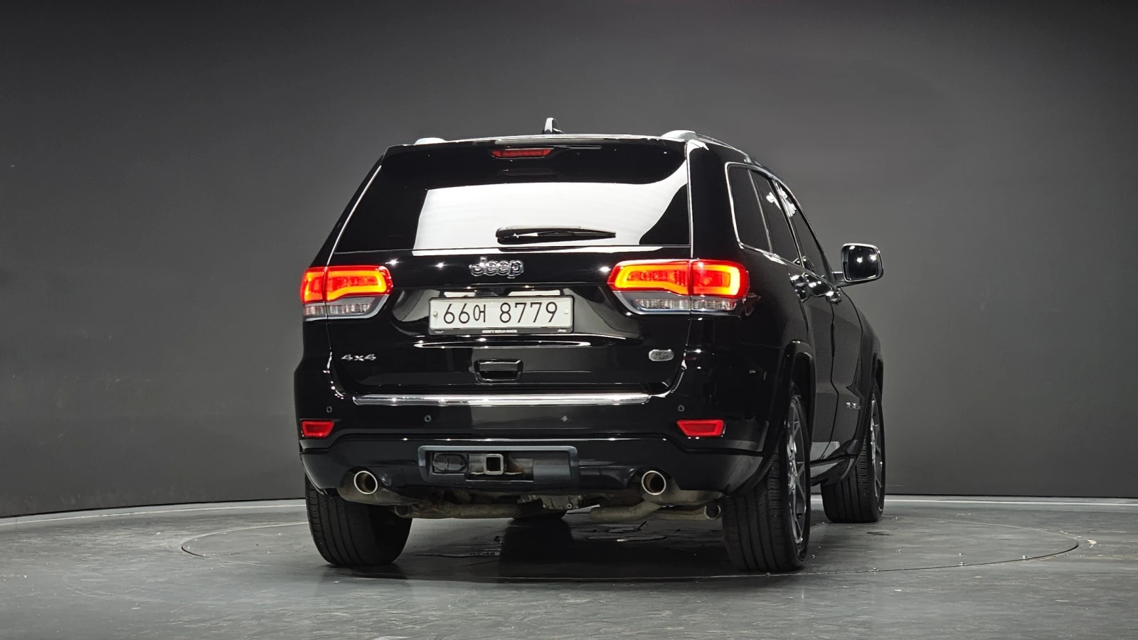 Jeep Grand cherokee 3.6 Overland, снимка 4 - Автомобили и джипове - 55588949