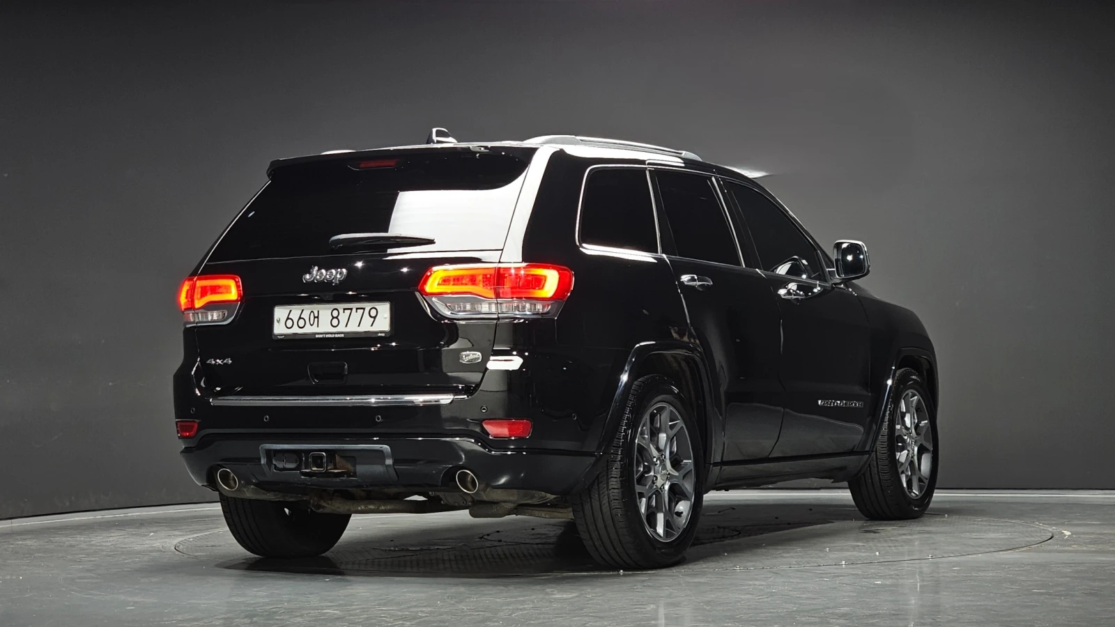 Jeep Grand cherokee 3.6 Overland, снимка 2 - Автомобили и джипове - 55588949