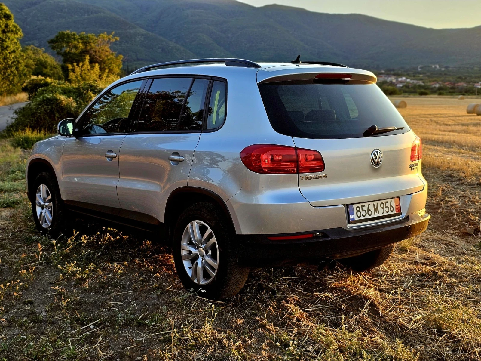 VW Tiguan Facelift 2.0 TDI BlueMotion, снимка 2 - Автомобили и джипове - 55846784