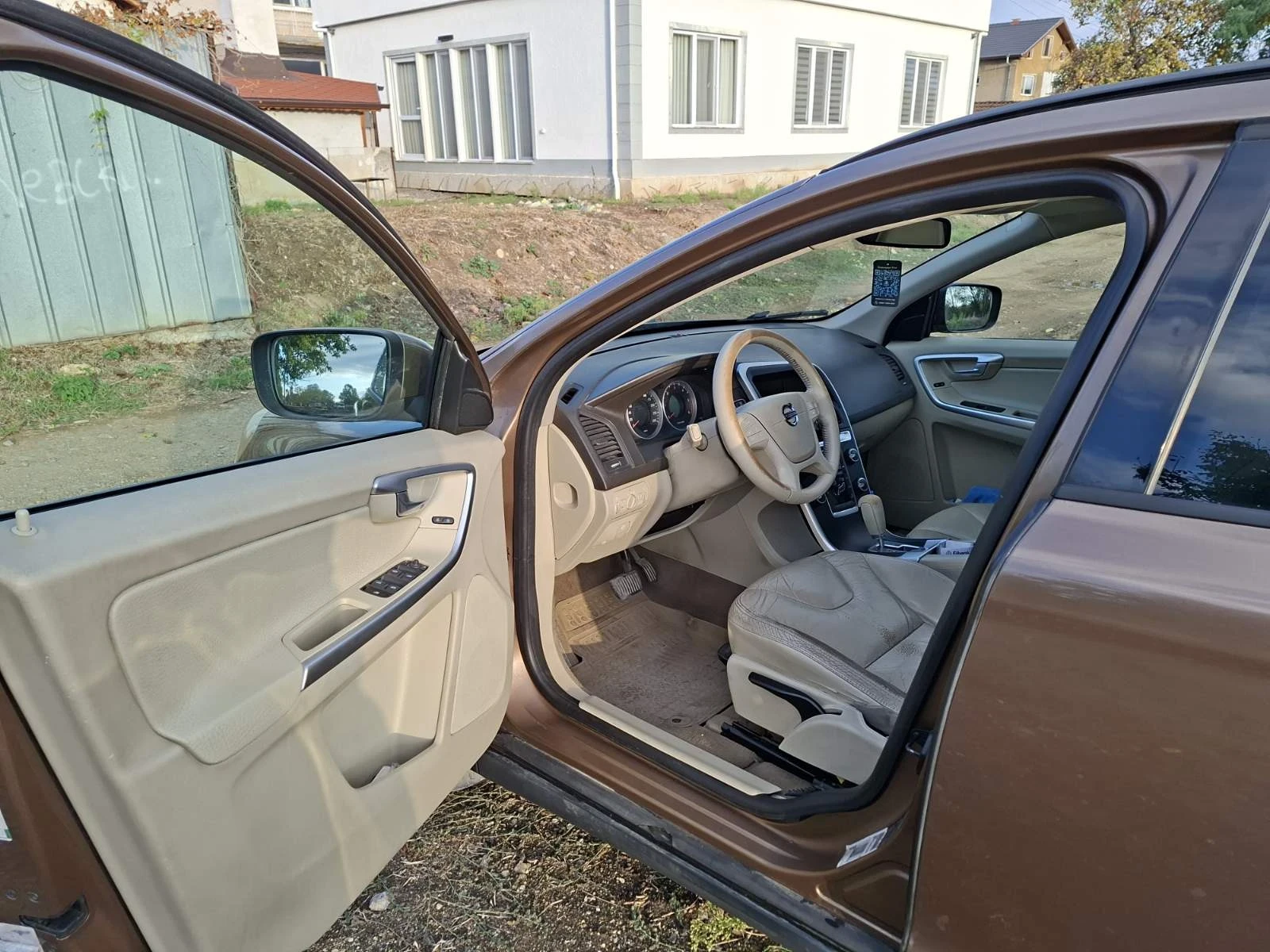 Volvo XC60 D3, снимка 7 - Автомобили и джипове - 56684383
