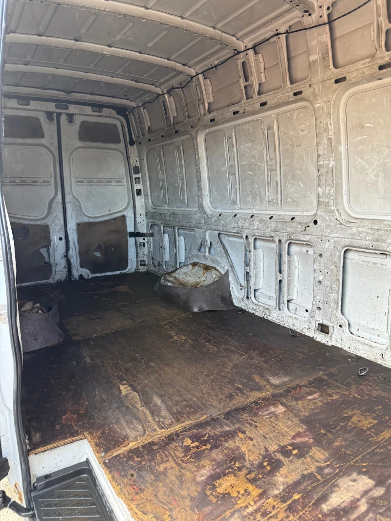 Mercedes-Benz Sprinter 515 Двойна гума, 5 Тона, Първи собственик, снимка 8 - Бусове и автобуси - 52552126