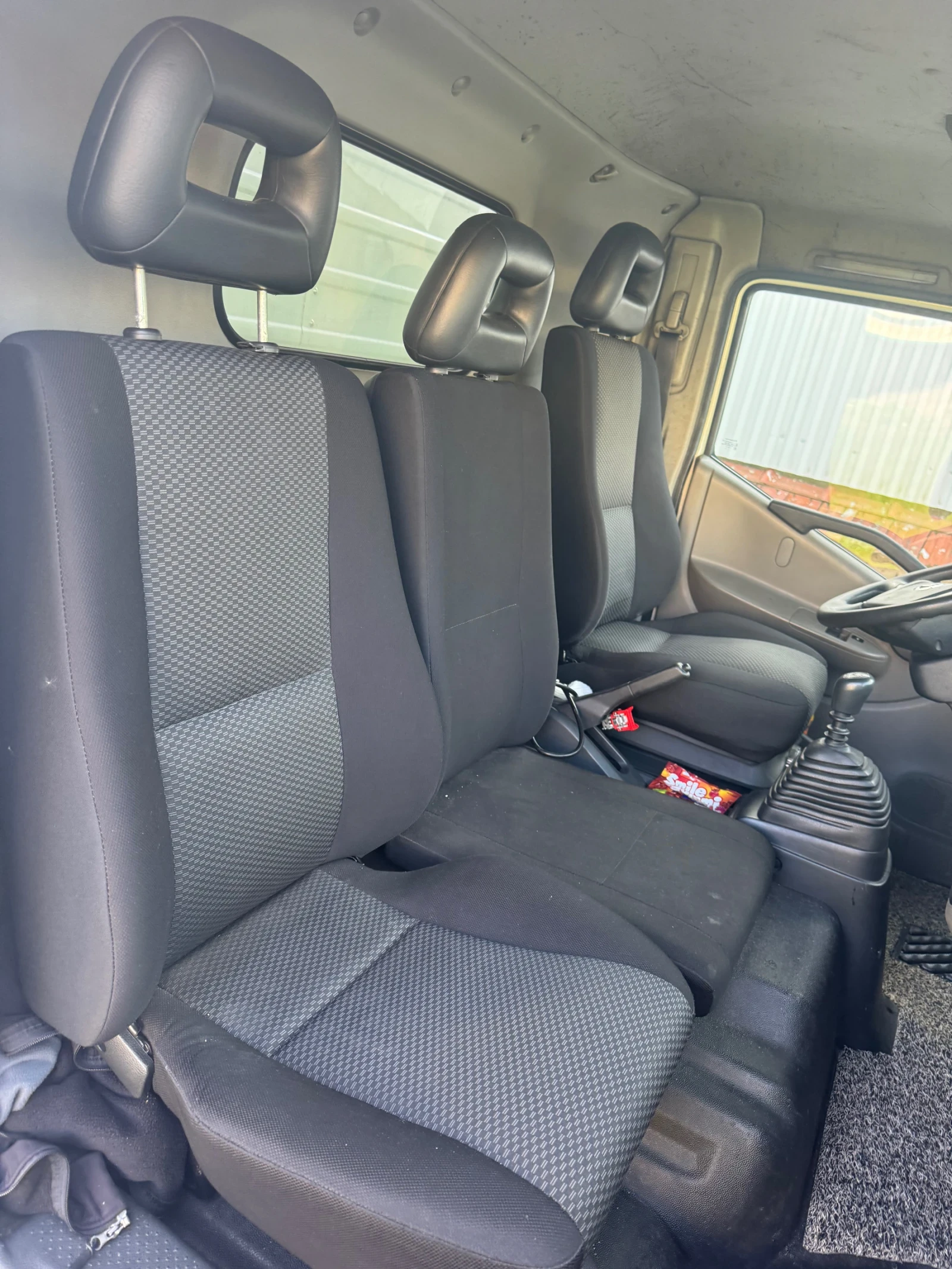 Nissan Capstar  - изображение 10