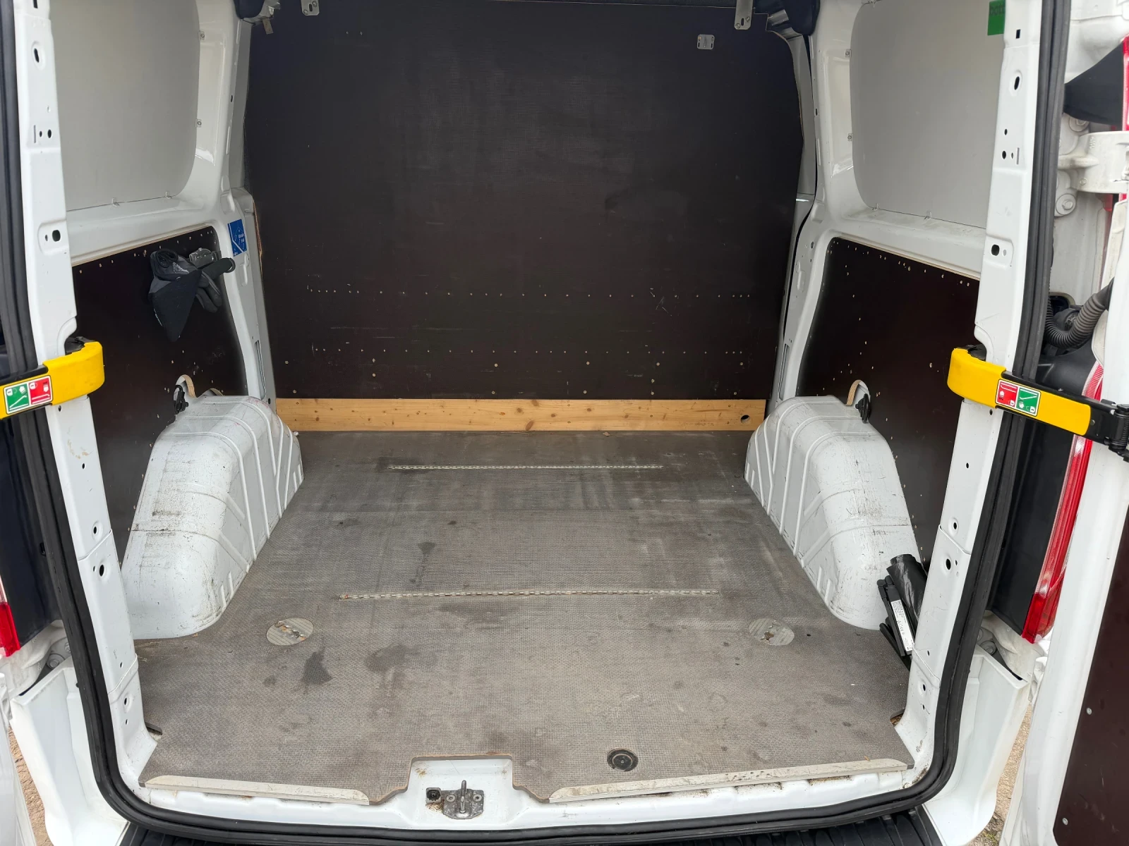Ford Transit Custom 2.0 130�.�. ����6 | Mobile.bg � ����������� 14