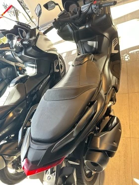 Yamaha T-max 560i - 05.2020г., снимка 14
