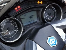 Piaggio X10, снимка 4