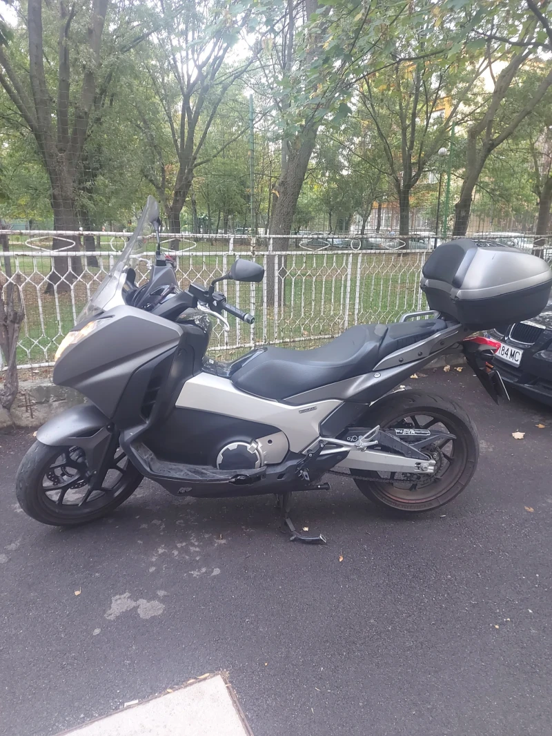 Honda Integra, снимка 2 - Мотоциклети и мототехника - 52118273