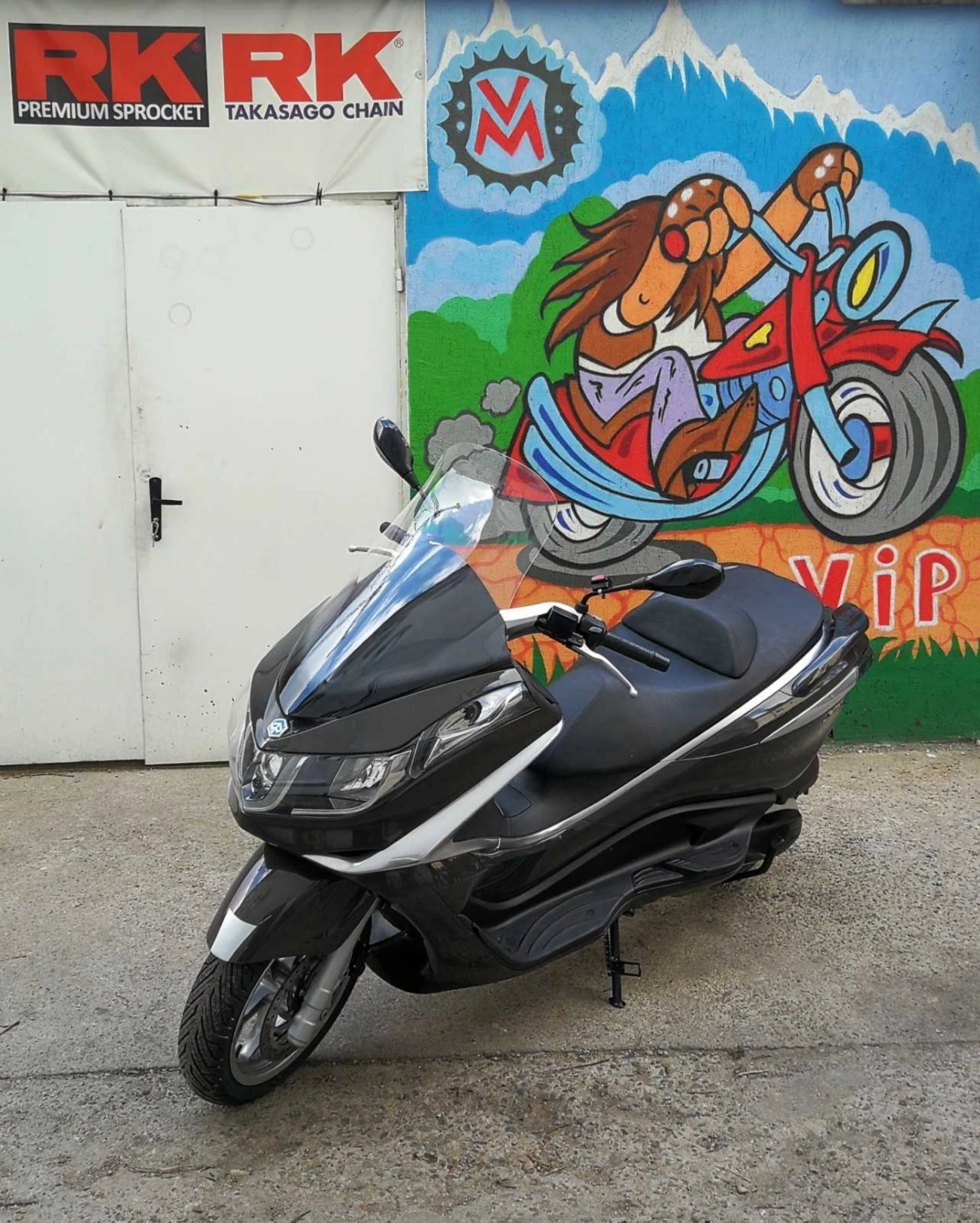 Piaggio X10, снимка 1