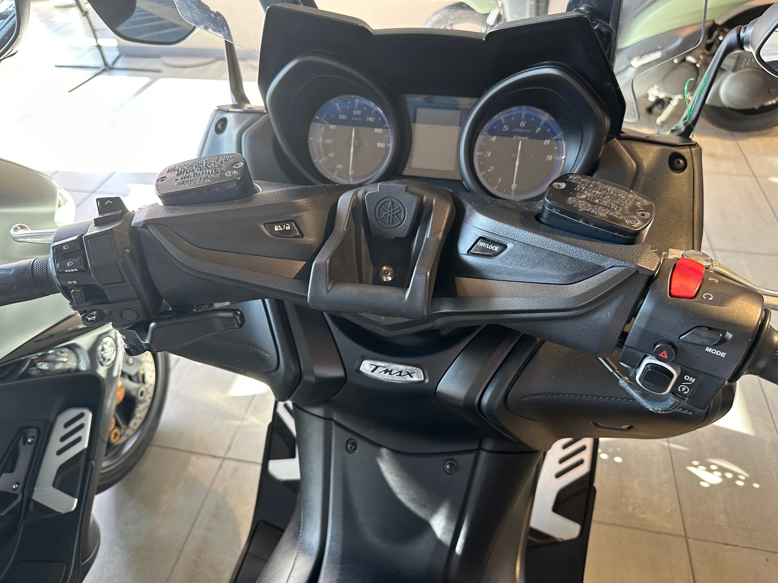 Yamaha T-max 560i - 05.2020. | Mobile.bg   11