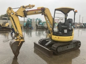 Багер Komatsu 3 ТОНА / ПЕРФЕКТЕН / ОЧАКВАН ВНОС , снимка 1