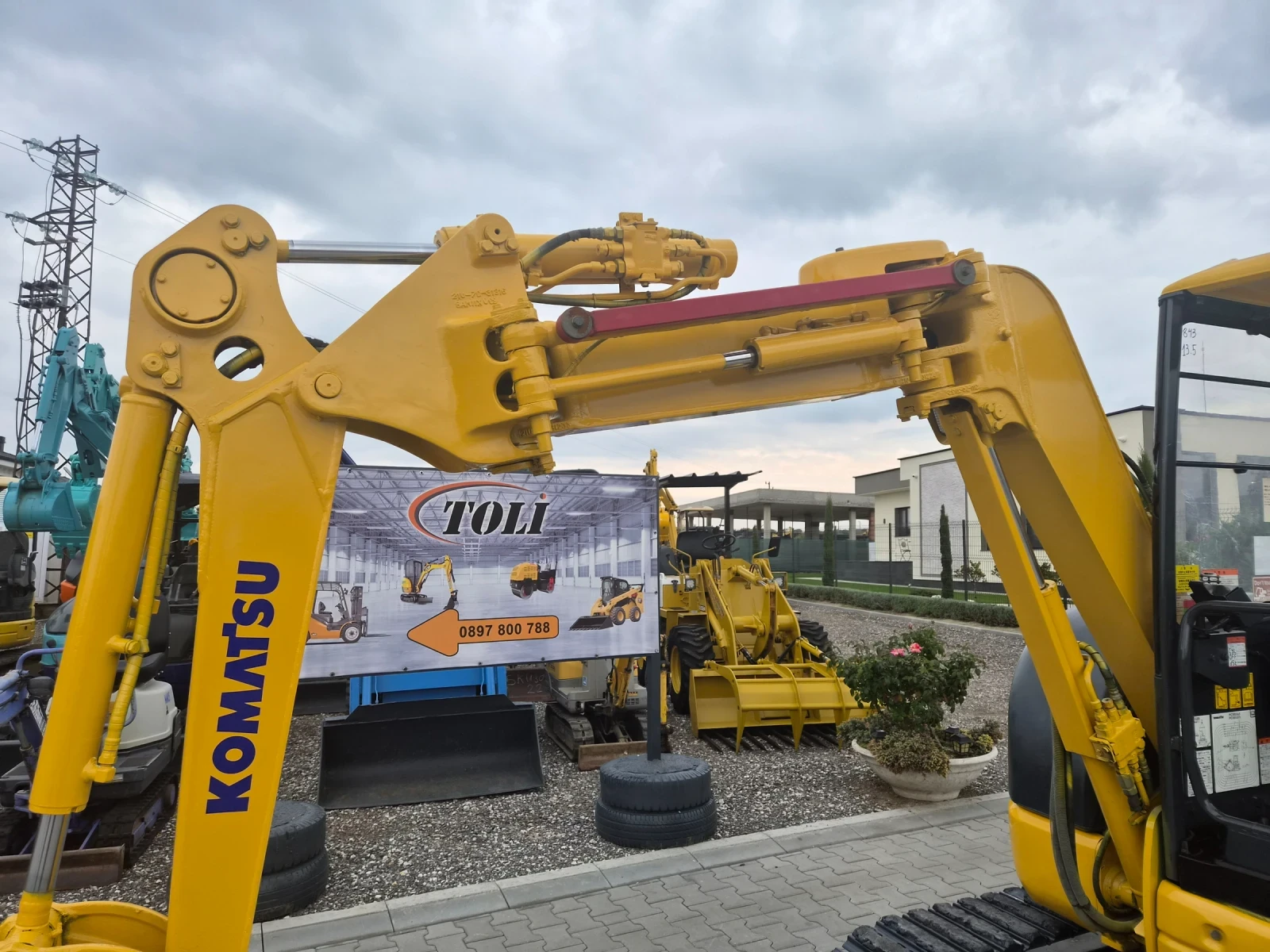 ����� Komatsu 3 ���� / ��������� / ������� !!!  | Mobile.bg � ����������� 8