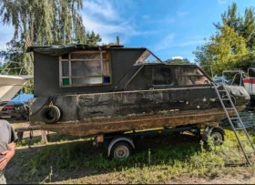 Лодка Собствено производство Военен Тримаран алуминиев корпус, снимка 1 - Воден транспорт - 47862852