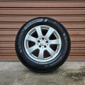 Гуми с джанти Michelin 235/65R17, снимка 2 - Гуми и джанти - 48175732