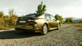 Toyota Camry 2.5 Hybrid | Mobile.bg    1