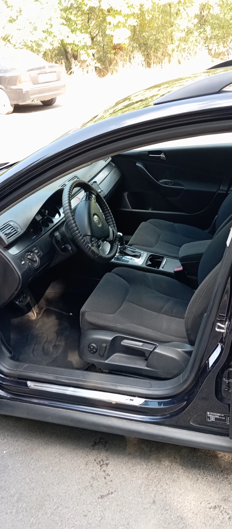 VW Passat, снимка 11 - Автомобили и джипове - 47440657