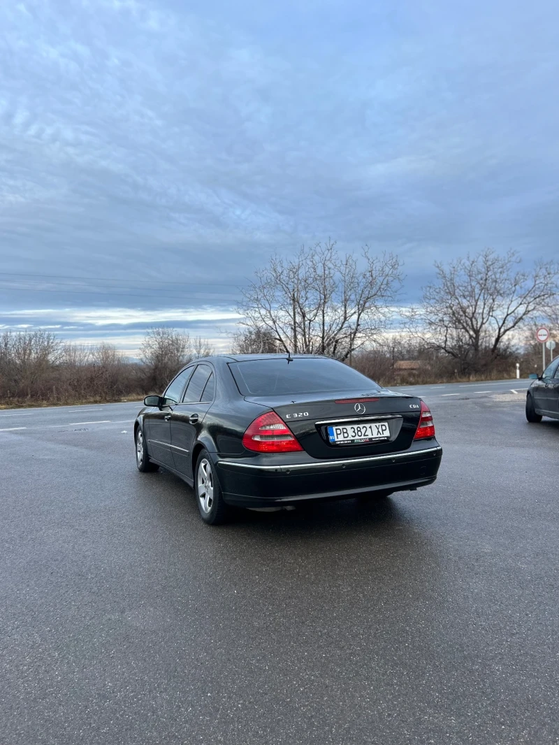 Mercedes-Benz E 320 Avantgarde, снимка 6 - Автомобили и джипове - 48474168