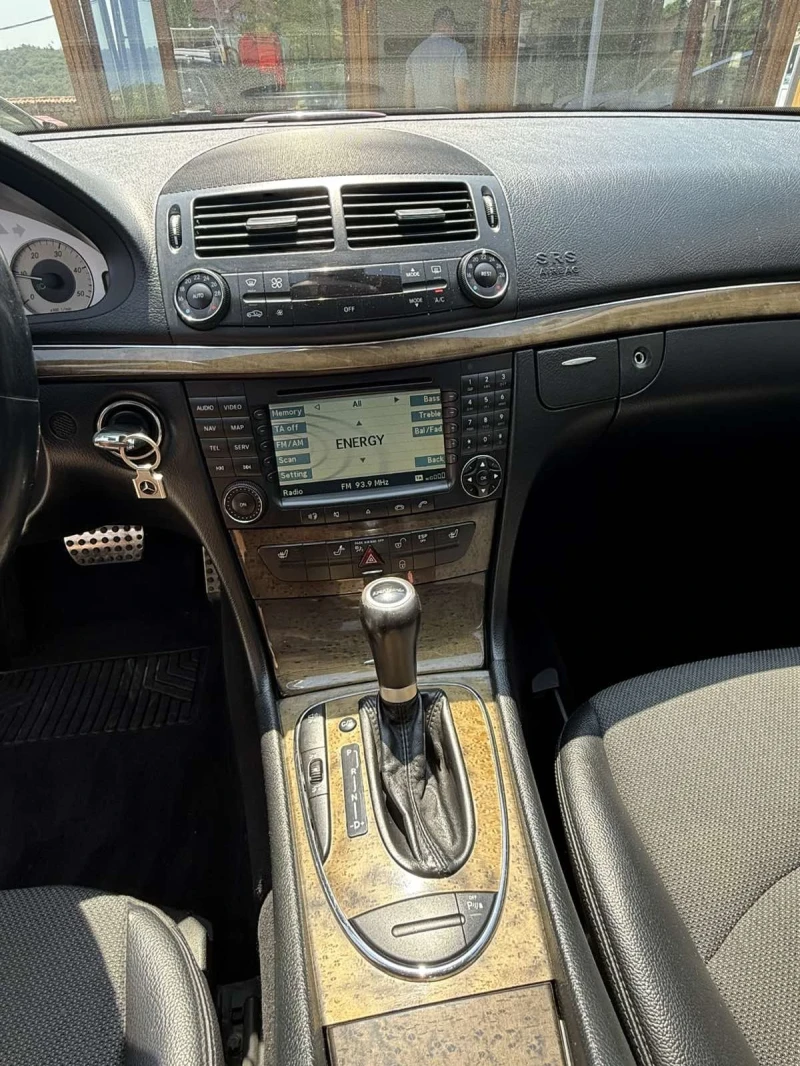 Mercedes-Benz E 280 E 280 CDi 4 MATIC AVANTGARDE, снимка 10 - Автомобили и джипове - 50961410