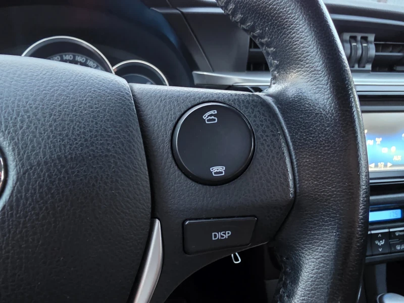 Toyota Corolla 1.6 VVTI Автоматик Навигация, снимка 16 - Автомобили и джипове - 51610268