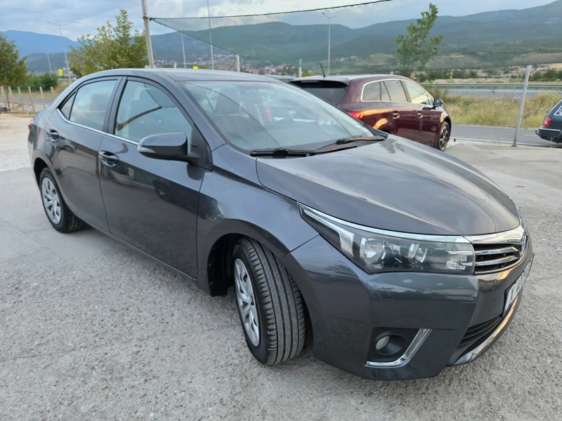 Toyota Corolla 1.6 VVTI Автоматик Навигация, снимка 3 - Автомобили и джипове - 51610268
