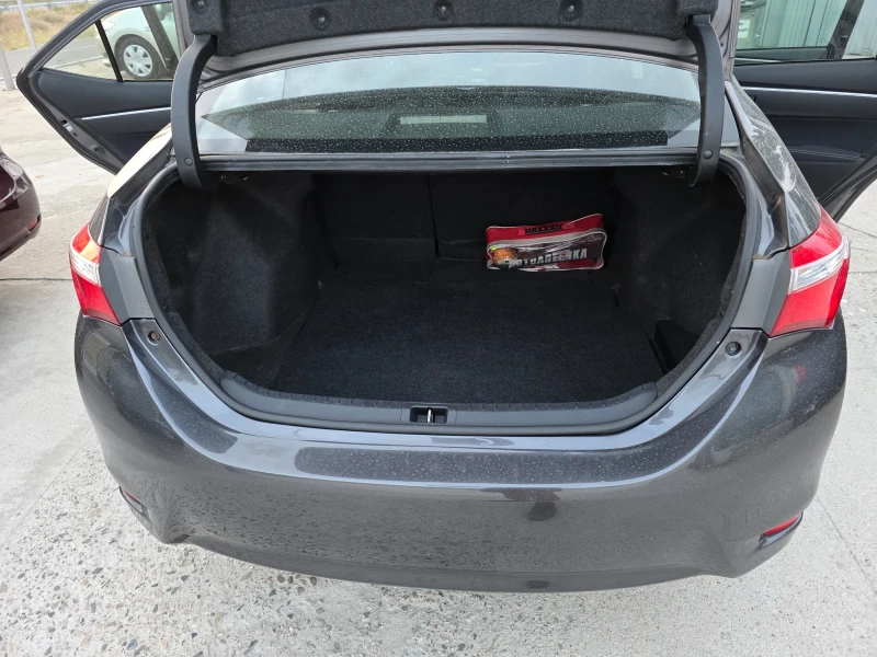 Toyota Corolla 1.6 VVTI Автоматик Навигация, снимка 11 - Автомобили и джипове - 51610268