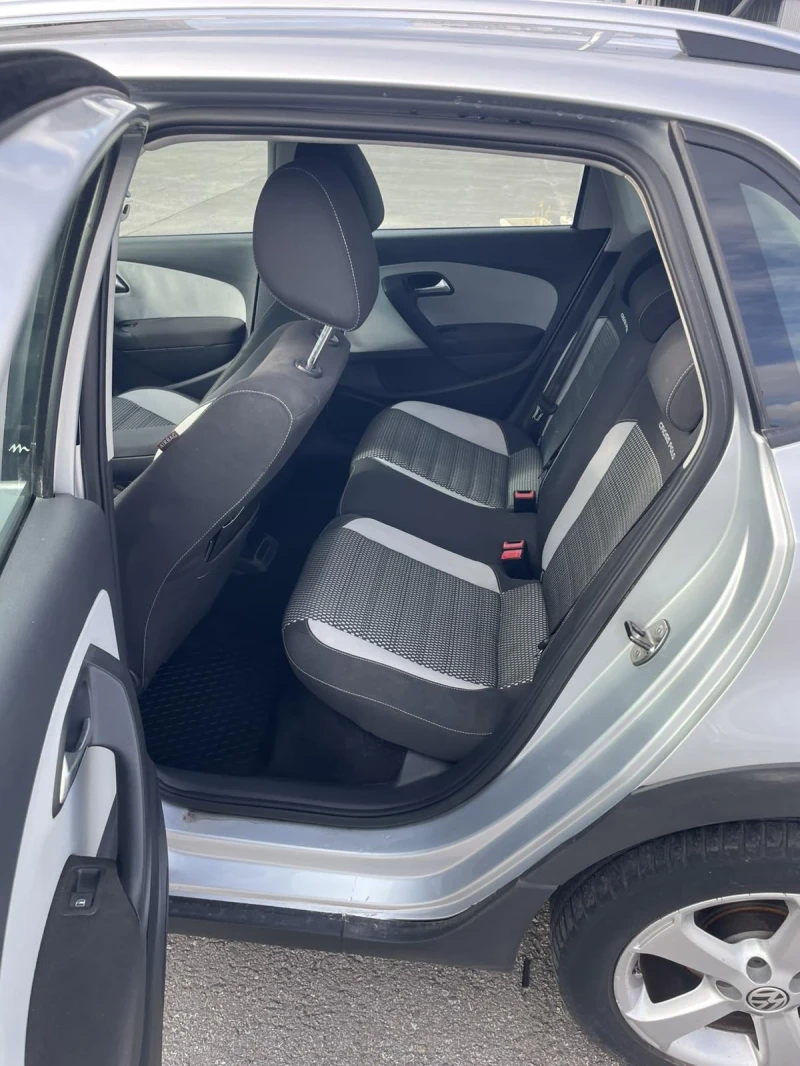 VW Polo Vw Polo Cross , снимка 10 - Автомобили и джипове - 52013512