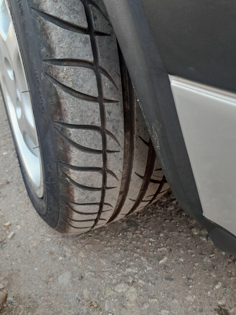 VW Golf, снимка 4 - Автомобили и джипове - 52907031