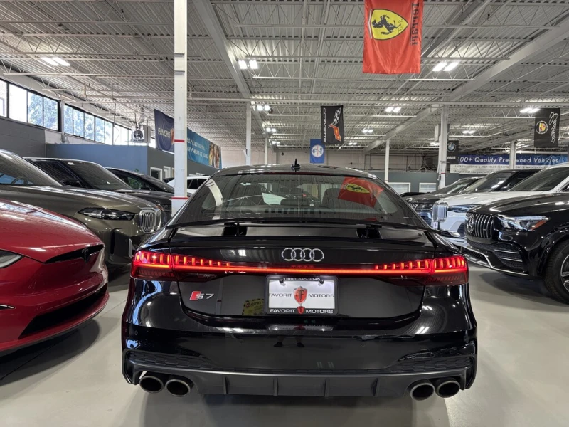 Audi S7 AWD| NAV| BANGOLUFSEN| HEADSUP| 3DCAM| SUNROOF| , снимка 4 - Автомобили и джипове - 52749594