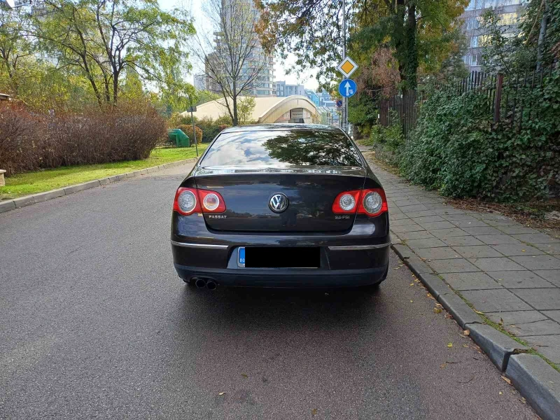 VW Passat 2.0 FSI Comfortline, снимка 4 - Автомобили и джипове - 52657339