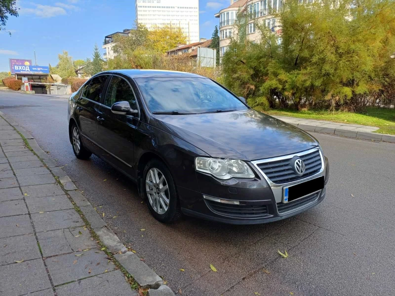 VW Passat 2.0 FSI Comfortline, снимка 7 - Автомобили и джипове - 52657339