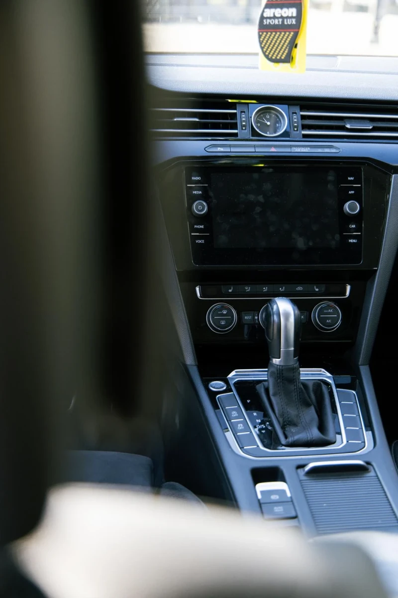 VW Arteon, снимка 14 - Автомобили и джипове - 52919677