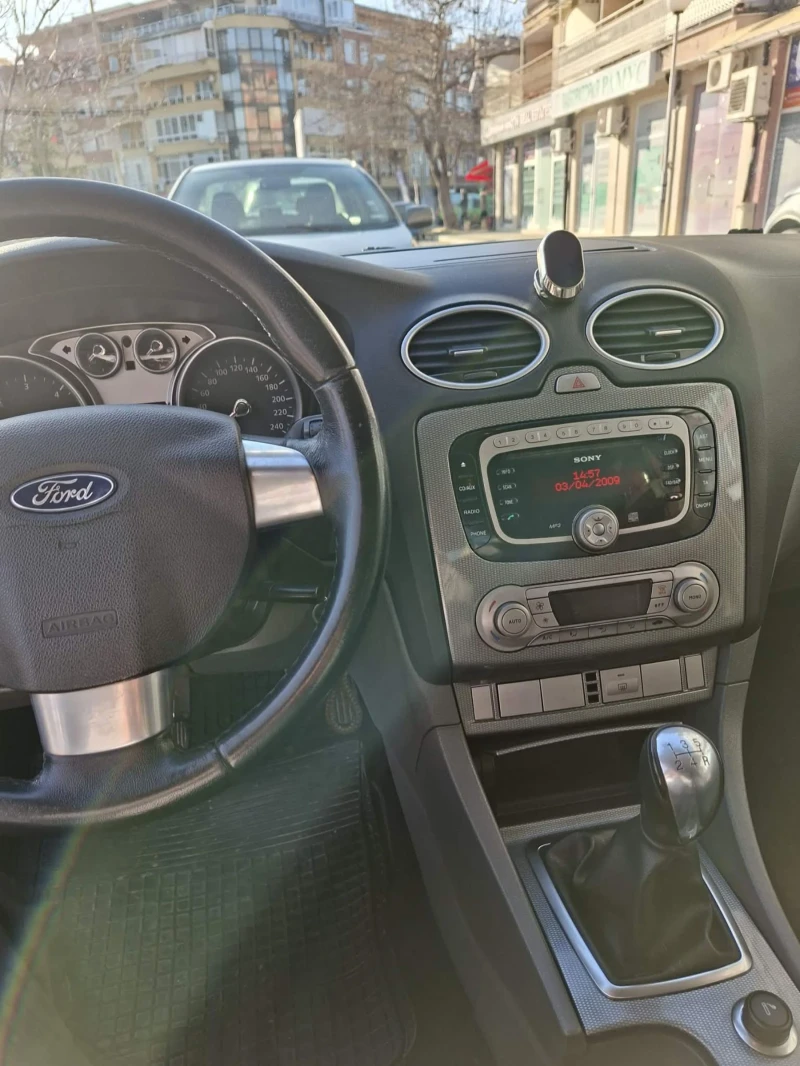Ford Focus Комби, снимка 7 - Автомобили и джипове - 53262653