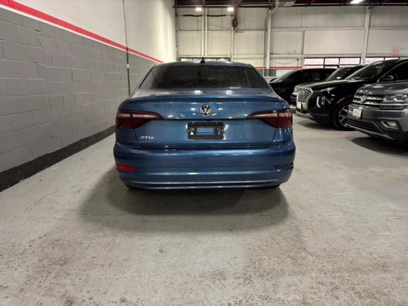 VW Jetta Volkswagen Jetta Highli* АвтоКредит* (Цена до БГ) , снимка 2 - Автомобили и джипове - 53375727