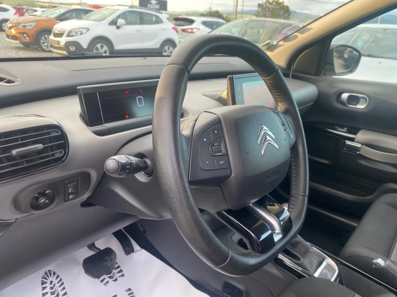 Citroen C4 Cactus 2019 1.2iTURBO 73000km* AUTO* NAVI CARPLAY, снимка 8 - Автомобили и джипове - 53507770
