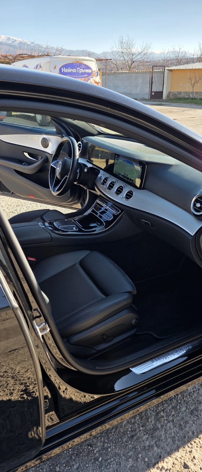 Mercedes-Benz E 220 Е220d 4MATIC, снимка 9 - Автомобили и джипове - 53018060