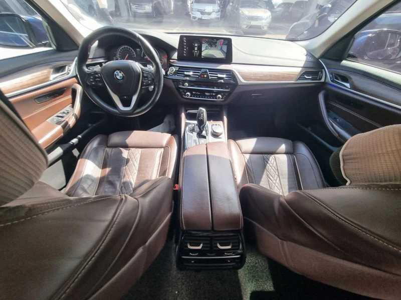 BMW 520 520d M Sport Package Plus| 190к.с.| ВКЛ.ТЕХНОТЕСТ, снимка 10 - Автомобили и джипове - 55221478