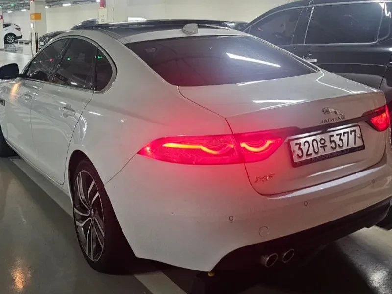 Jaguar Xf (X260) 30D Portfolio | Mobile.bg � ����������� 2