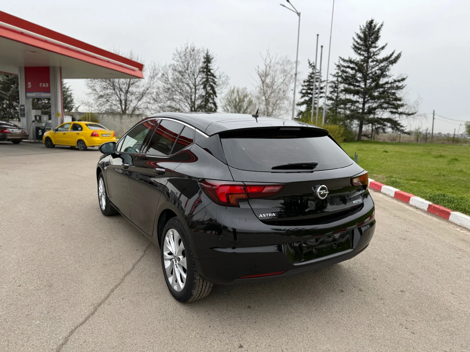 Opel Astra 1.4I EURO 6B - изображение 6