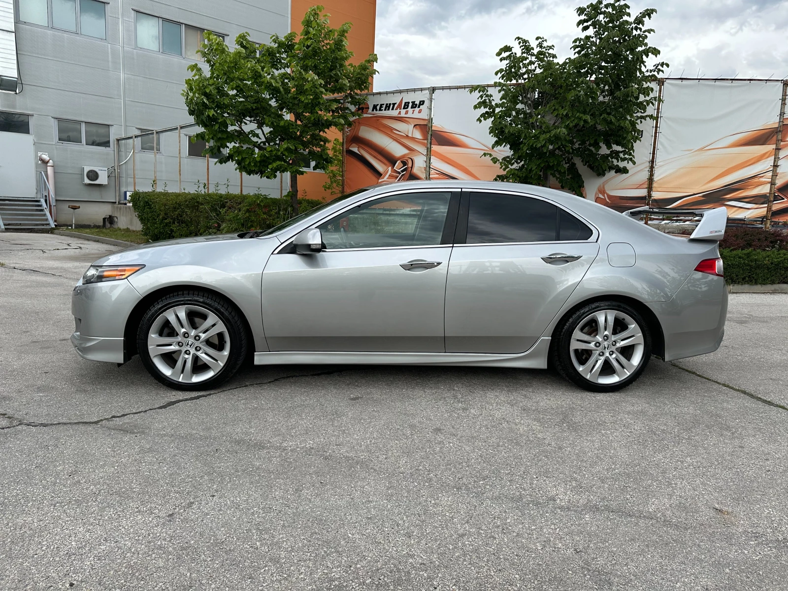 Honda Accord 2.4i 201 к.с. Газ/бензин - изображение 2