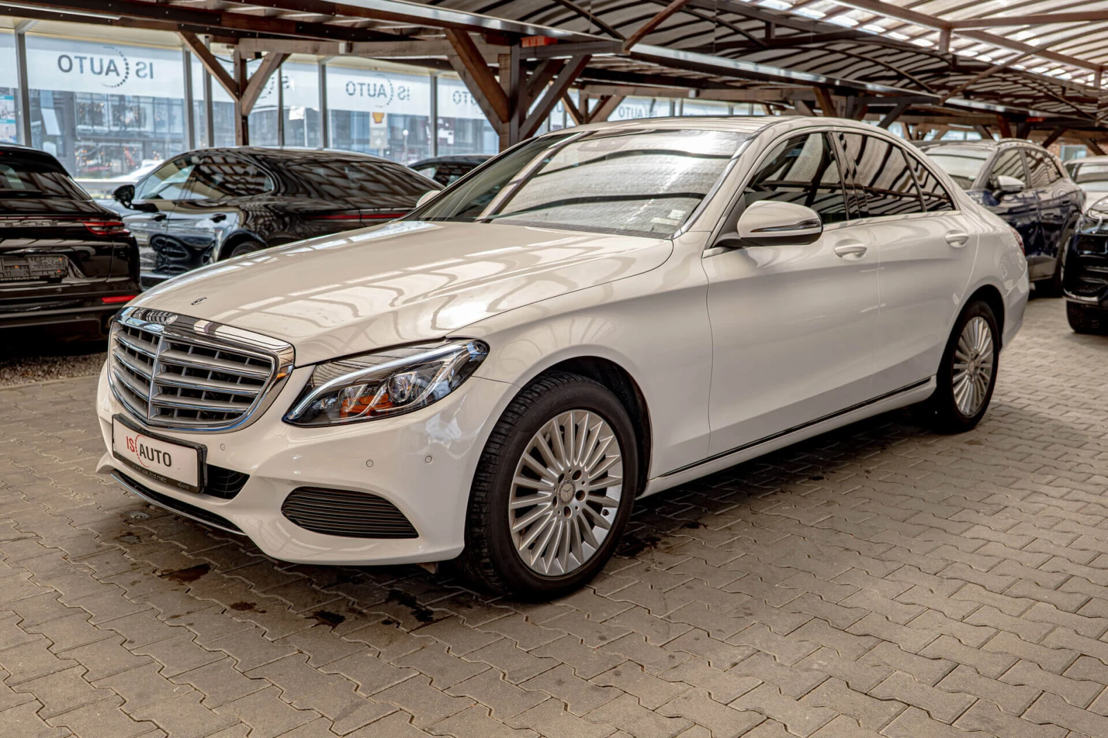 Mercedes-Benz C 250 4Matic/Bluetec/Blind Spot/Dynamic LED - изображение 3