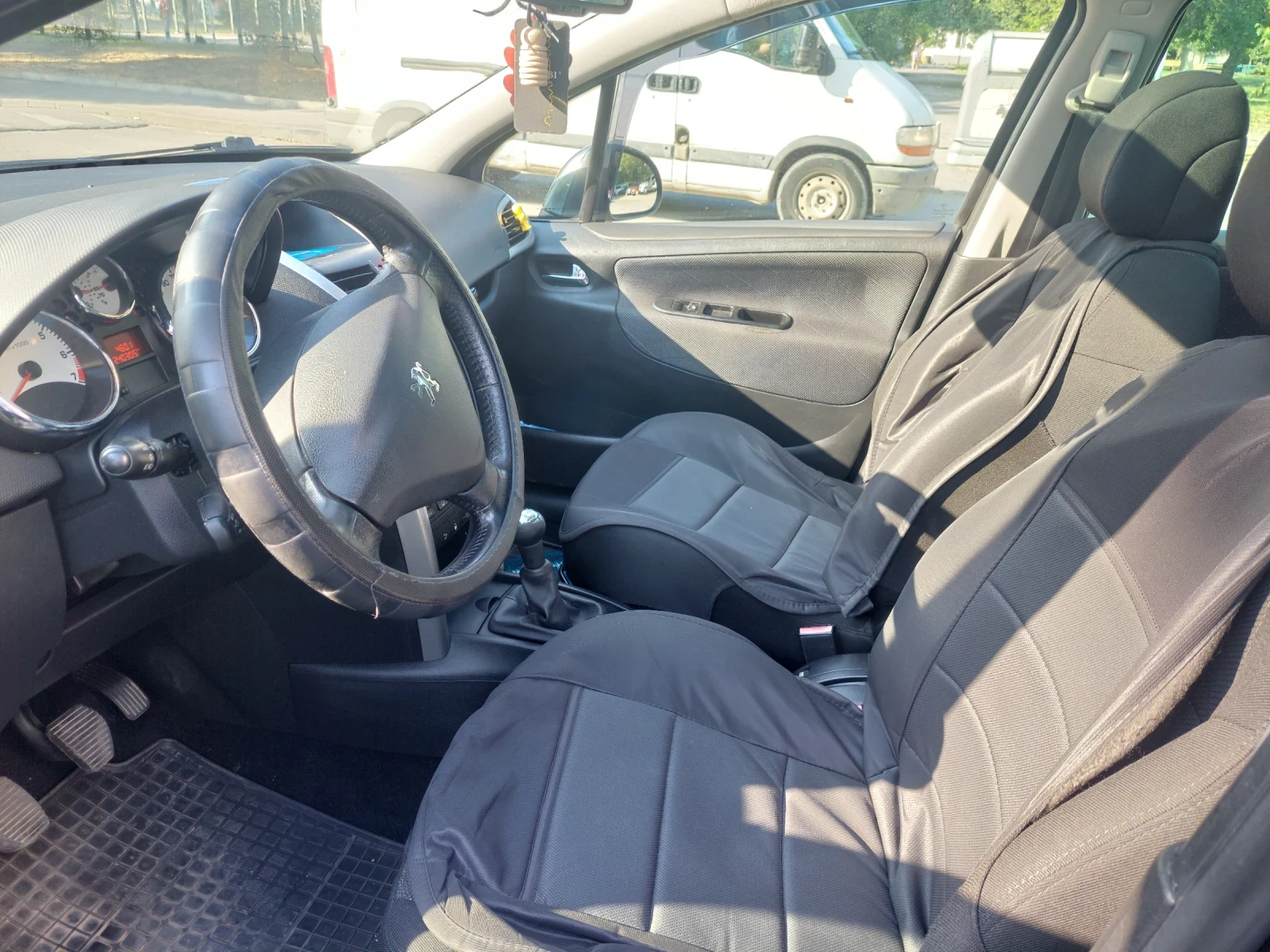 Peugeot 207 1.6 газ бензин 2 ключа - изображение 5