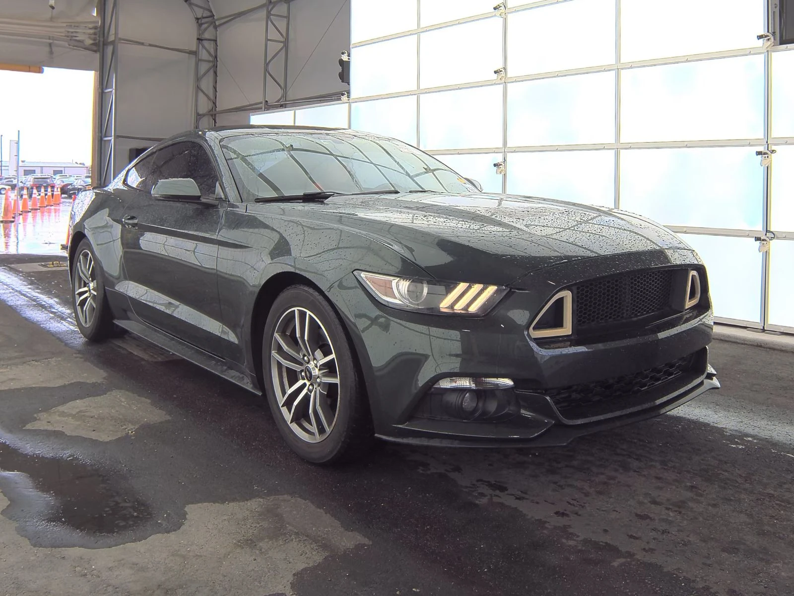 Ford Mustang EcoBoost Обдух* Кожа* Голямата Навигация* Keyless* - изображение 3