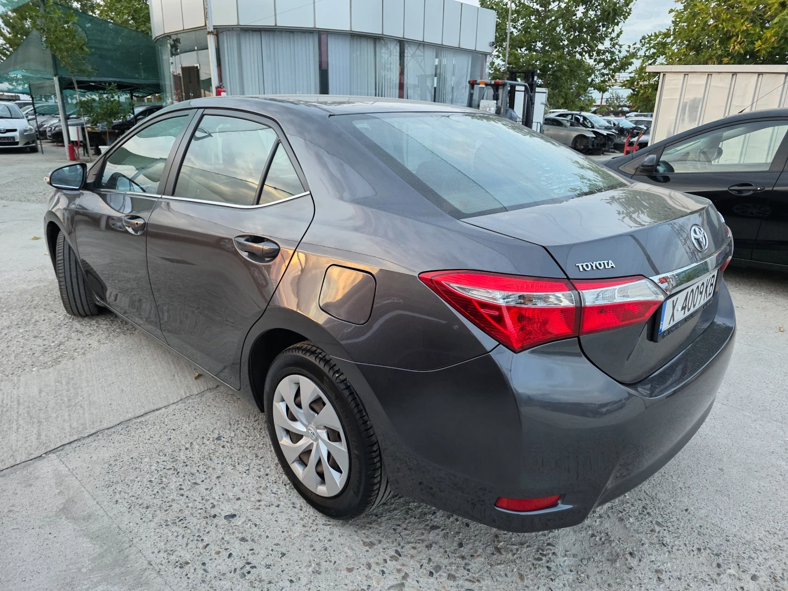 Toyota Corolla 1.6 VVTI Автоматик Навигация - изображение 2