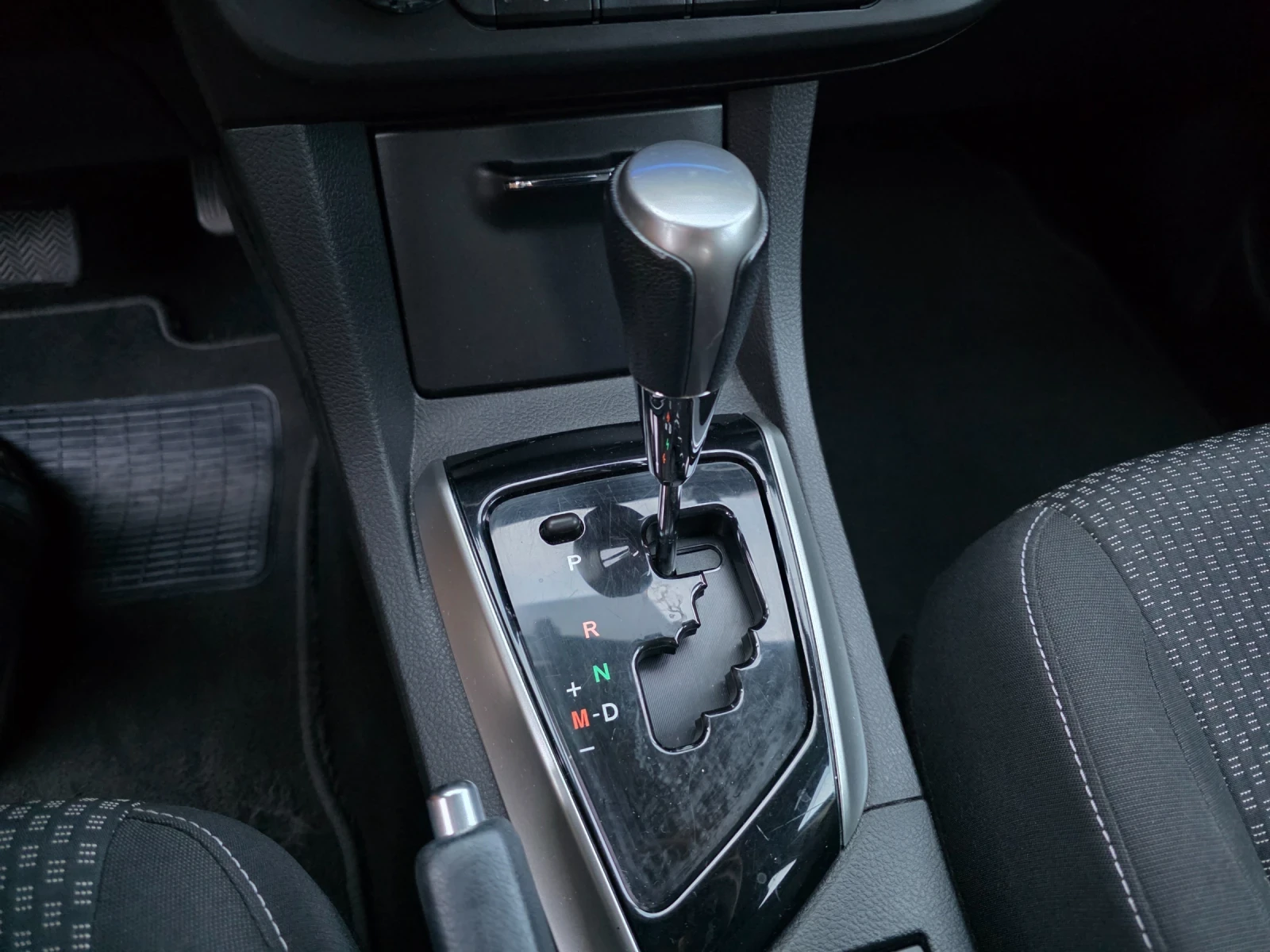 Toyota Corolla 1.6 VVTI   | Mobile.bg   14