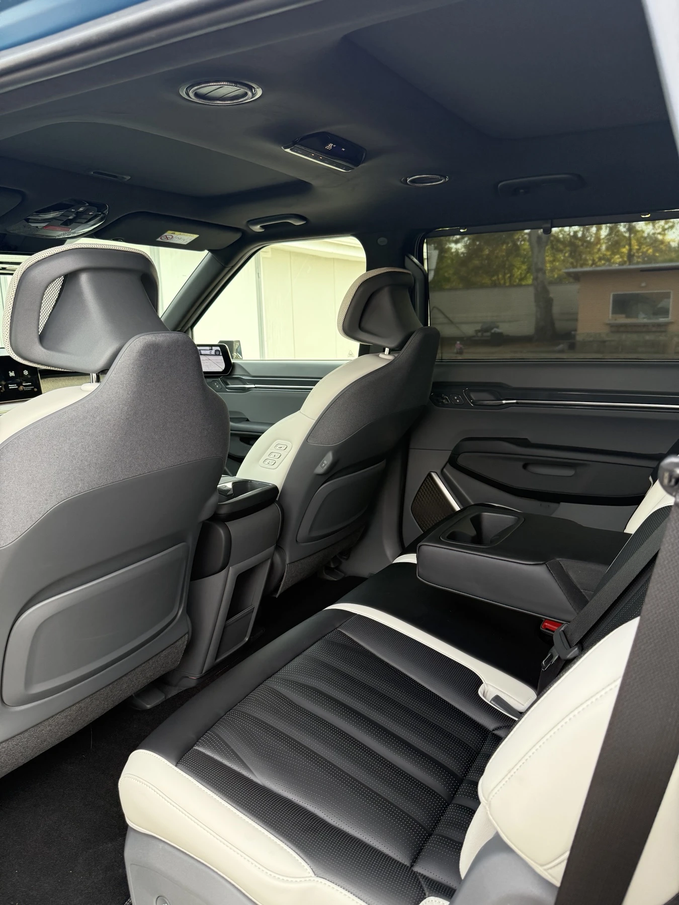 Kia EV9 GT LINE, 7 ����� | Mobile.bg � ����������� 12