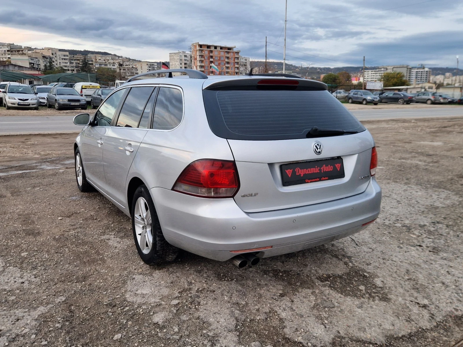 VW Golf 2.0 тди / Автомат / Регистриран / Лизинг /Бартер  - изображение 4