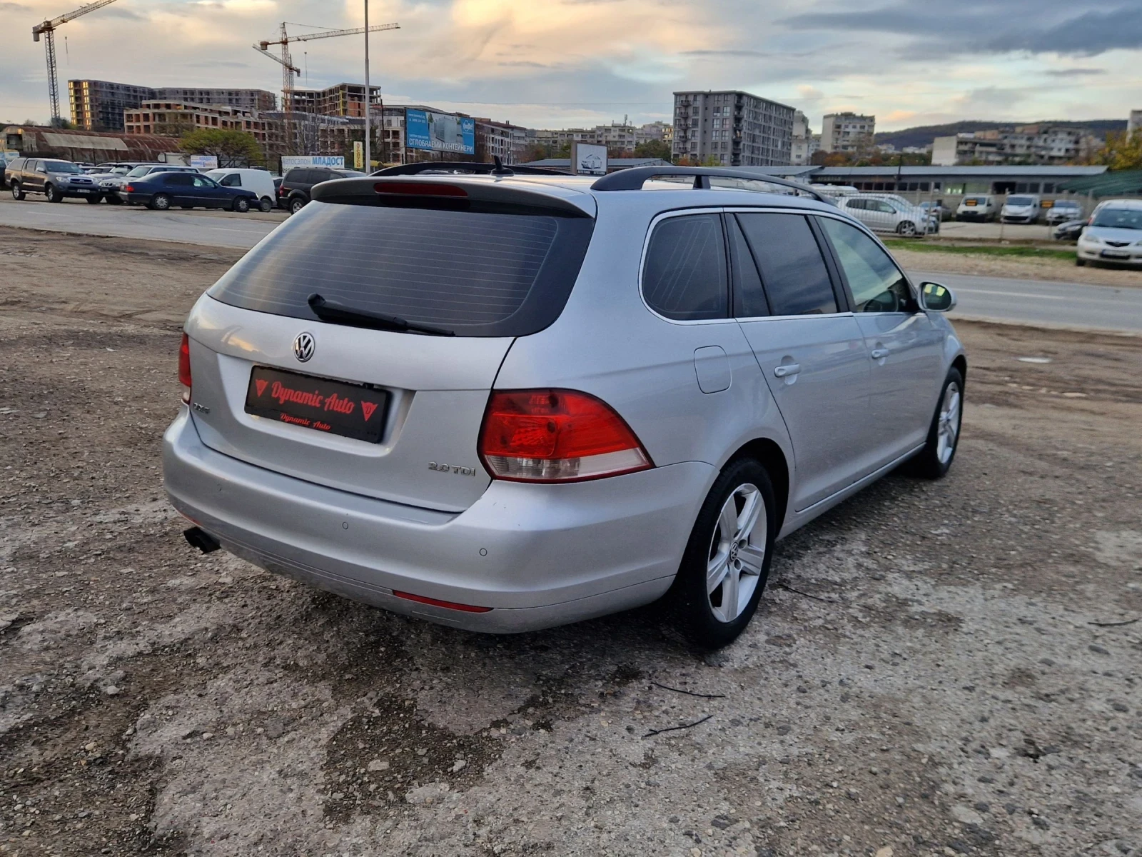 VW Golf 2.0 тди / Автомат / Регистриран / Лизинг /Бартер  - изображение 6