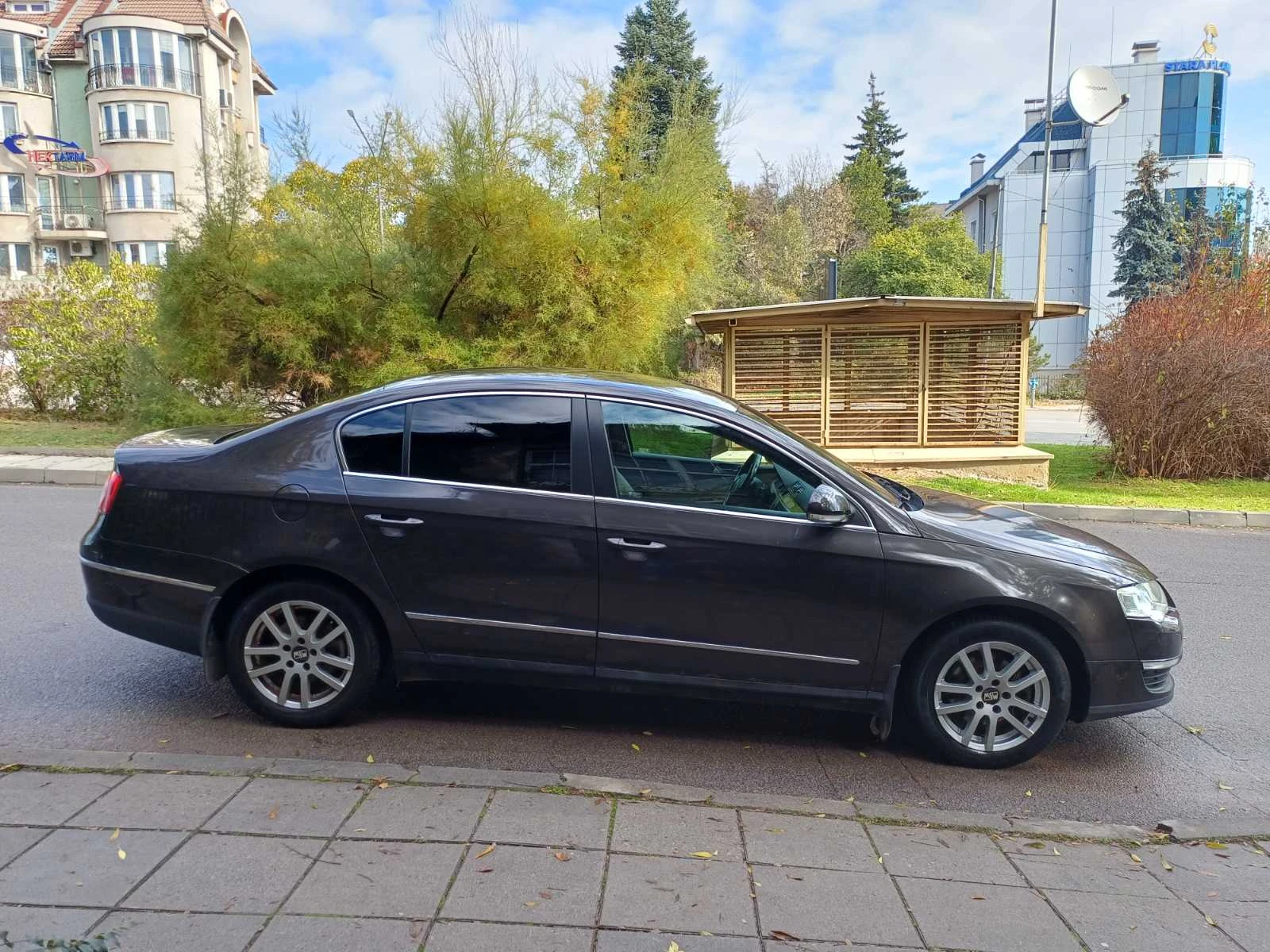 VW Passat 2.0 FSI Comfortline - изображение 6
